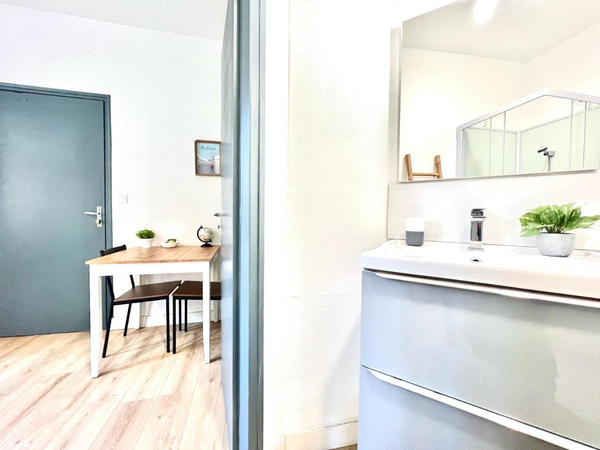Le Descartes, A 50M De La Gare Fibre/Tv Connecte Apartment Poitiers Bagian luar foto